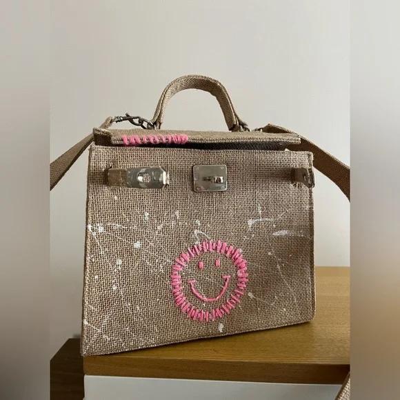 TAKING 1ST OFFER: Jute Smiley Face Handbag - NWOT -  Kelly Style - Picture 3 of 13